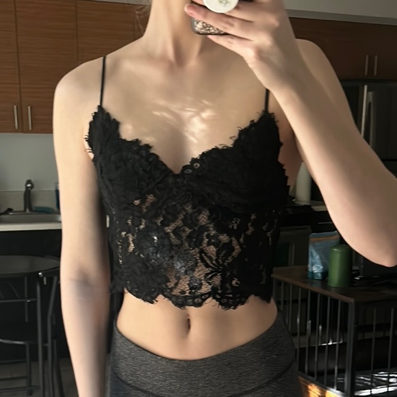 Black Lace Cropped Camisole - Picture 1 of 3